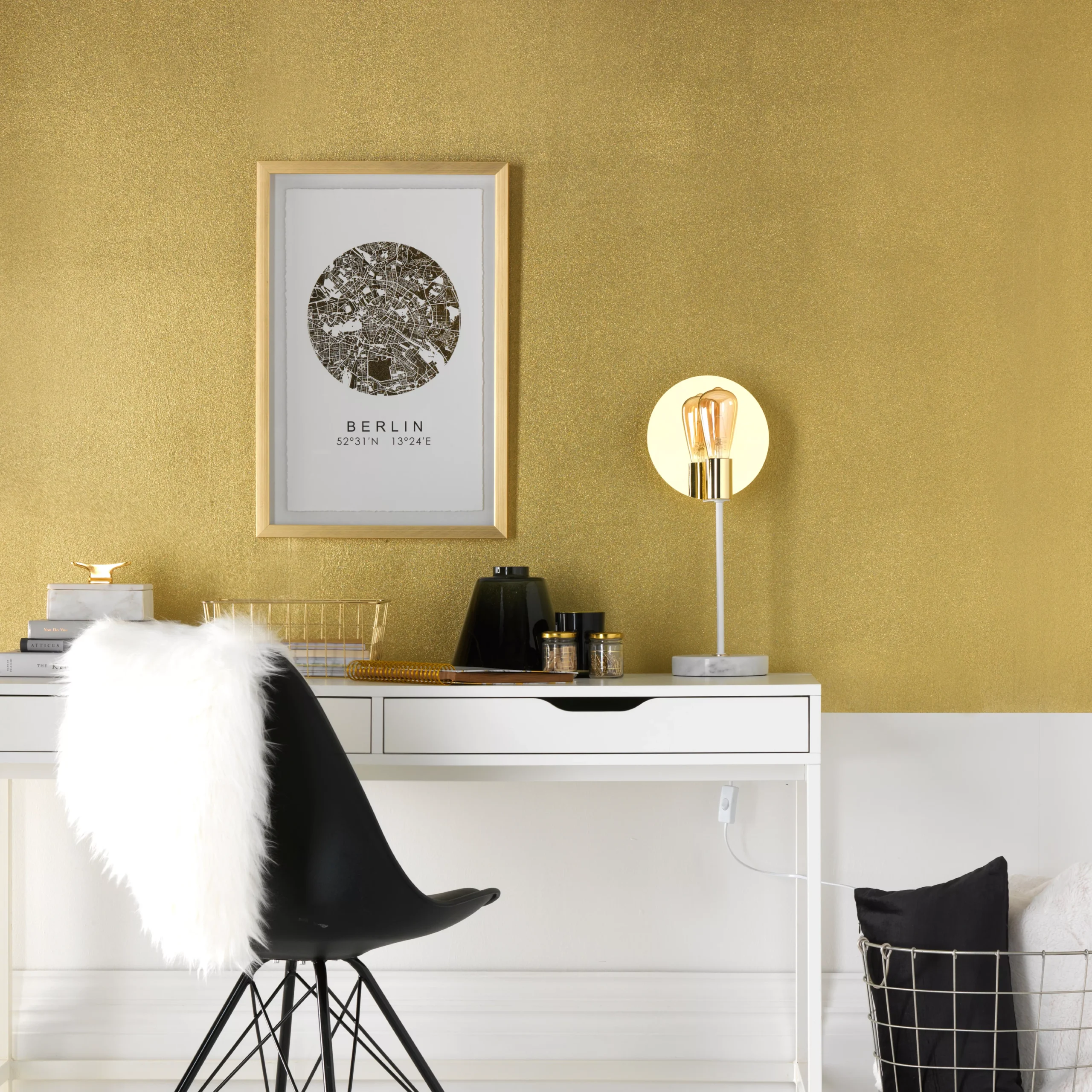 Rust-Oleum Ultra Shimmer Gold Glitter Effect Mid Sheen Multi-surface Topcoat Paint Glitter, 250ml - Image 3